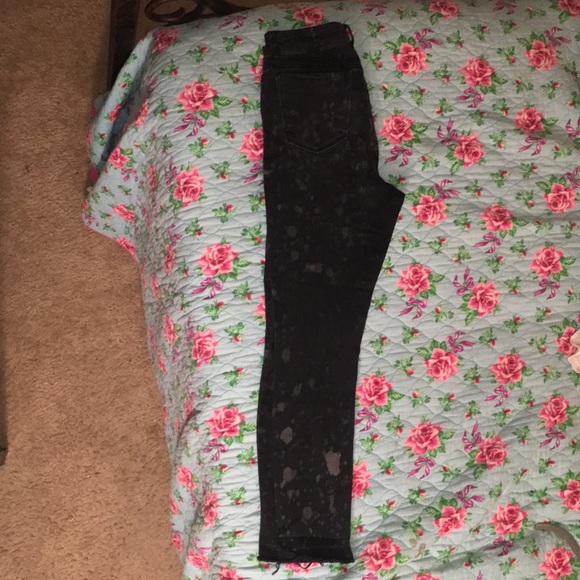 Midrise Black Spotted Ripped Jeans - Picture 2 of 2